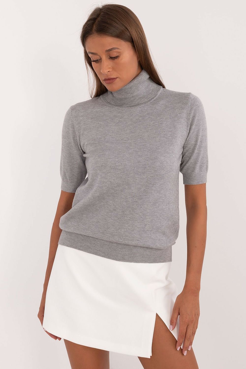 Short sleeve sweater